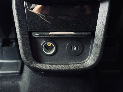 Used 2023 Lincoln Nautilus Standard image 22