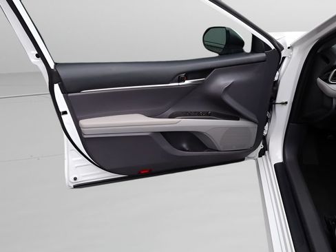 Certified 2024 Toyota Camry LE FWD image 15