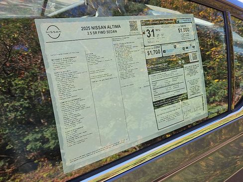 New 2025 Nissan Altima 2.5 SR w/ SR Premium Package image 21