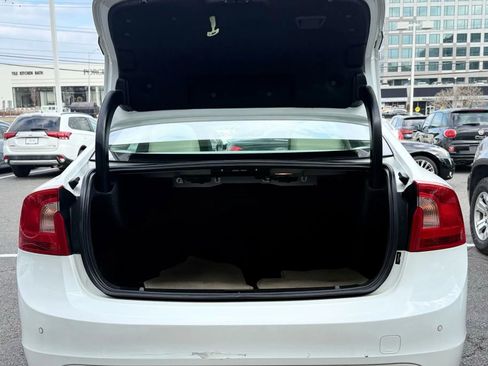 Used 2015 Volvo S60 T5 Premier image 46