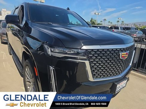 Used 2024 Cadillac Escalade ESV Luxury AWD/4WD image 6