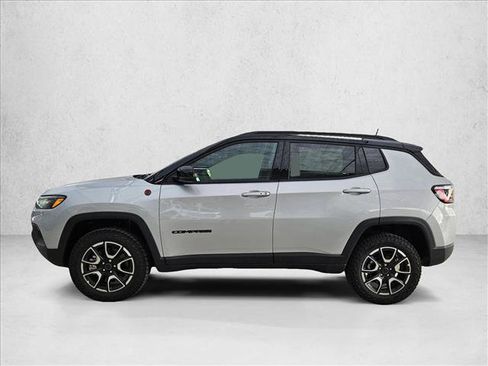 New 2026 Jeep Compass Trailhawk AWD/4WD image 5