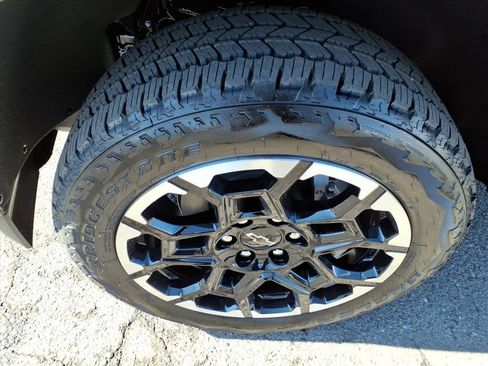 New 2026 Chevrolet Colorado Z71 w/ Z71 Convenience Package 2 image 8