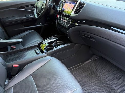 Used 2018 Honda Pilot Elite image 14