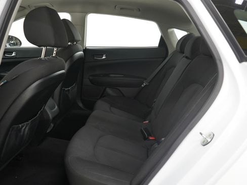 Used 2017 Kia Optima LX image 12