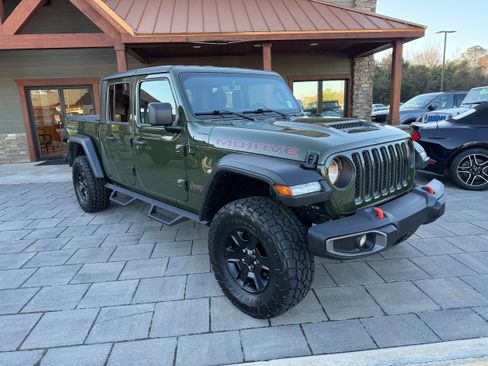 Used 2023 Jeep Gladiator Mojave w/ Cold Weather Group image 3