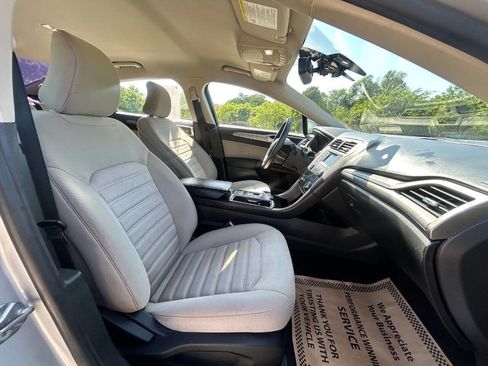 Used 2019 Ford Fusion S FWD image 14