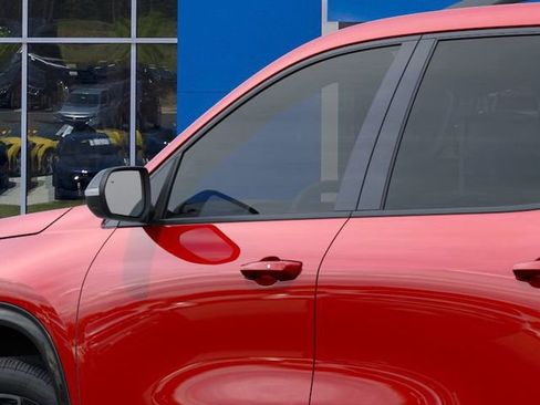 New 2026 Chevrolet Traverse RS image 12