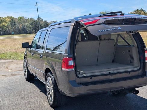 Used 2015 Lincoln Navigator L 2WD w/ Equipment Group 101A Reserve image 33