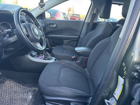 Used 2018 Jeep Compass Sport w/ Tech Group image 13