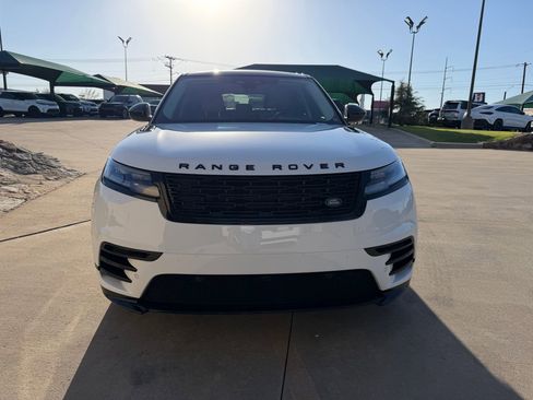 Certified 2025 Land Rover Range Rover Velar Dynamic SE image 9