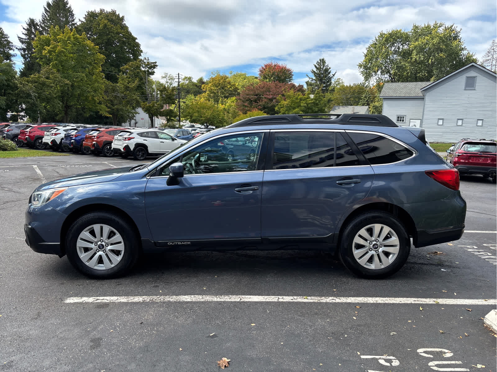 Used 2016 Subaru Outback 2.5i Premium AWD/4WD image 7