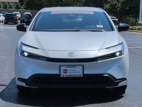 Certified 2025 Toyota Prius LE FWD image 4
