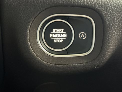 Used 2020 Mercedes-Benz GLE 350 4MATIC image 25