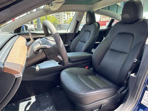 Used 2023 Tesla Model 3 Standard Range RWD image 8