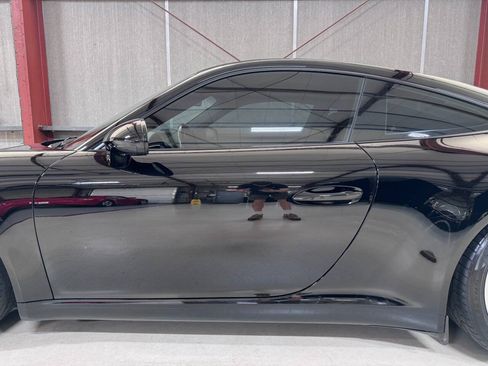 Used 2019 Porsche 911 Carrera image 10
