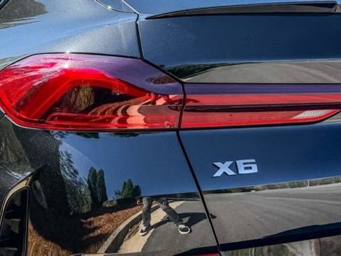 Used 2023 BMW X6 M50i w/ Executive Package image 15