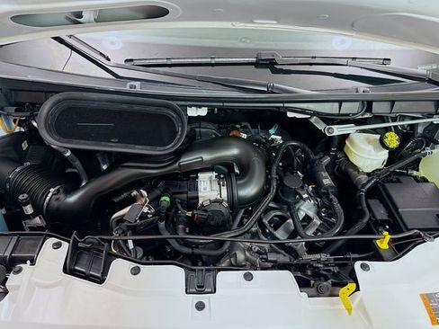 Used 2024 Ford Transit 350 XL image 27