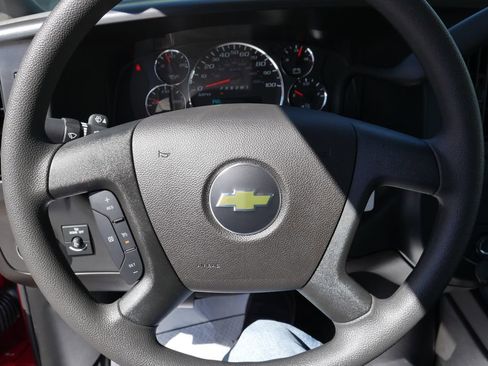 New 2026 Chevrolet Express 2500 RWD image 12