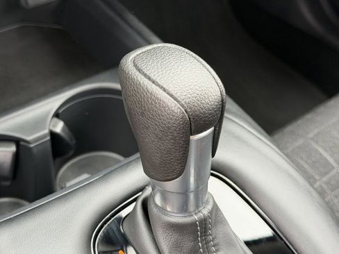 Used 2025 Honda HR-V LX image 20