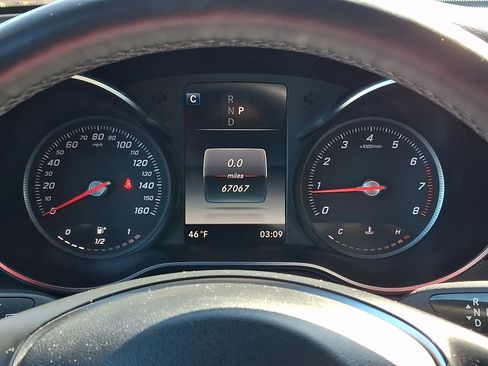 Certified 2019 Mercedes-Benz GLC 300 4MATIC image 20