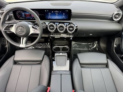 Used 2026 Mercedes-Benz CLA 250 image 10