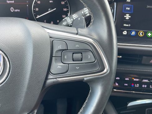 Used 2023 Buick Envision Preferred image 16