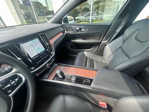 Used 2023 Volvo S60 B5 Plus w/ Climate Package AWD/4WD image 22