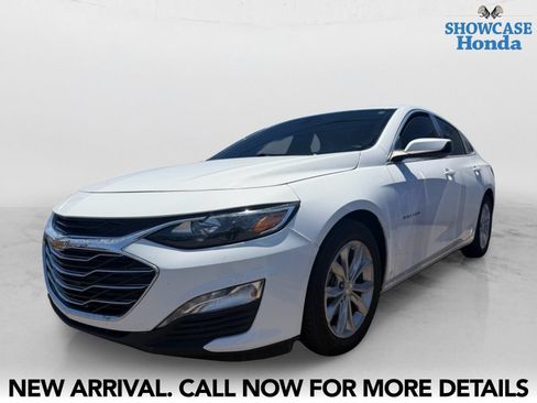 Used 2022 Chevrolet Malibu LT FWD image 2