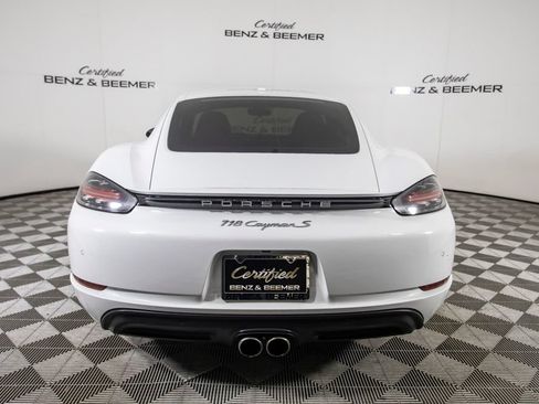 Used 2018 Porsche 718 Cayman S RWD image 8