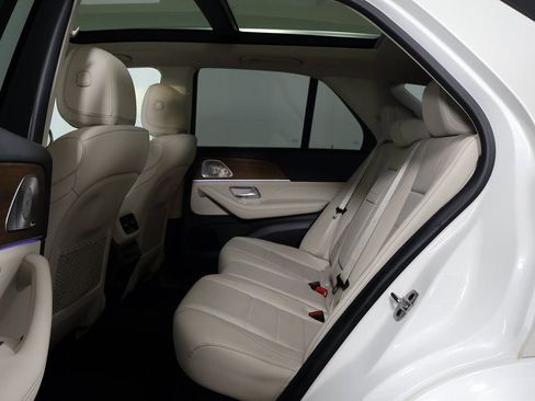 Certified 2022 Mercedes-Benz GLE 450 4MATIC image 11