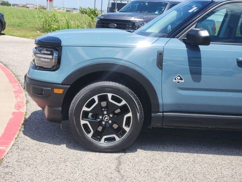Used 2023 Ford Bronco Sport Outer Banks AWD/4WD image 6