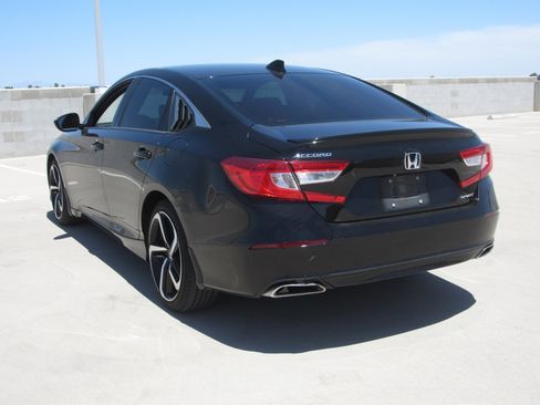 Used 2020 Honda Accord Sport image 6