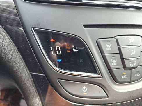 Used 2015 Buick Regal Premium w/ Experience Buick Package image 23