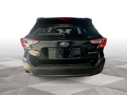 Certified 2025 Subaru Outback Premium AWD/4WD image 7