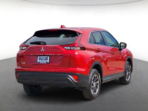 New 2026 Mitsubishi Eclipse Cross ES image 2