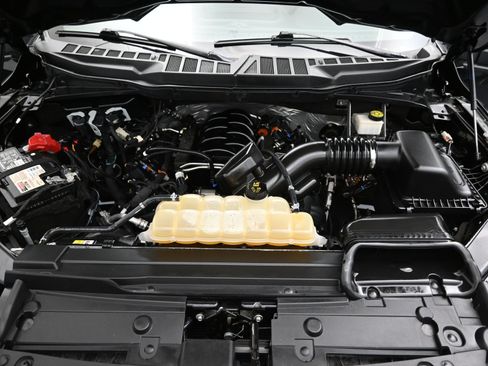 Used 2021 Ford F150 XLT w/ Equipment Group 302A High image 7