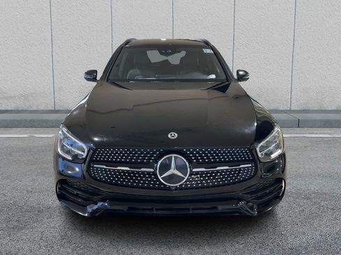 Used 2022 Mercedes-Benz GLC 300 4MATIC w/ AMG Line image 2