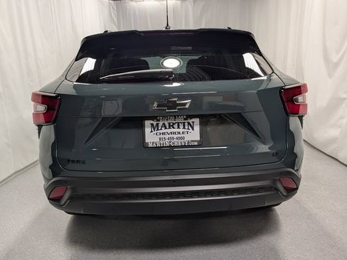 New 2026 Chevrolet Trax LT w/ Driver Confidence Package FWD image 4