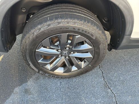 Used 2023 Honda Ridgeline Sport image 37