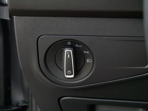 Certified 2024 Volkswagen Tiguan SE AWD/4WD image 26