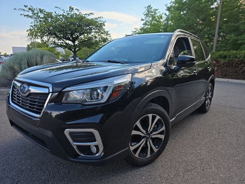 Used 2019 Subaru Forester Limited AWD/4WD image 1