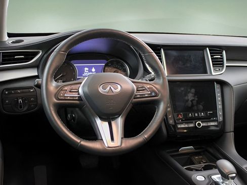 Used 2021 INFINITI QX50 Sensory image 10