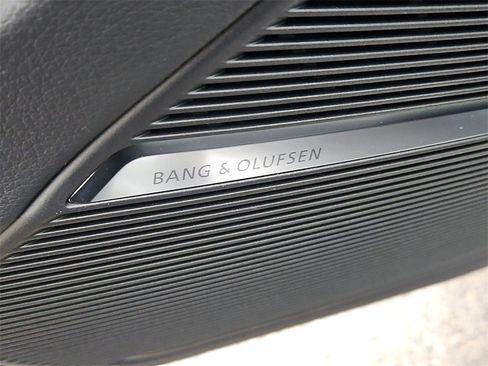 New 2026 Audi Q8 Premium Plus image 13