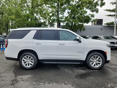 Used 2024 Chevrolet Tahoe Premier AWD/4WD image 7