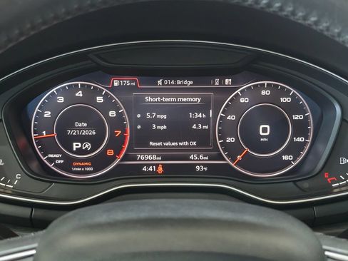 Used 2017 Audi A4 2.0T allroad Premium Plus w/ Technology Package AWD/4WD image 11