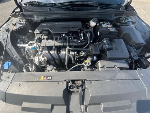 Used 2025 Kia K4 FWD image 33