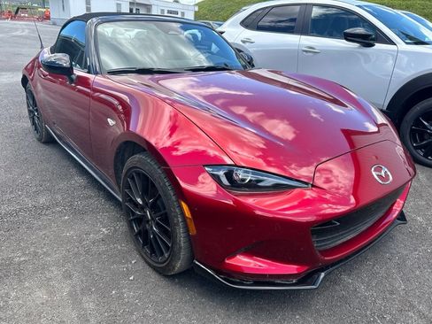 Used 2024 MAZDA MX-5 Miata Club w/ Brembo/BBS Recaro Package RWD image 3