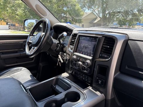 Used 2018 RAM 2500 Laramie w/ Sport Appearance Group AWD/4WD image 37