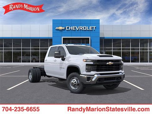 New 2025 Chevrolet Silverado 3500 W/T w/ WT Convenience Package image 1